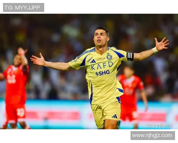 全球足球明星风采展示与详细介绍让你了解他们的传奇故事与成就