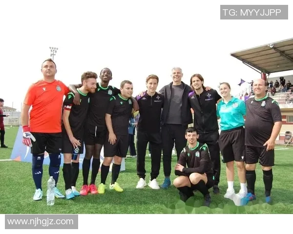 足球明星同框合影精彩瞬间汇总及图片欣赏