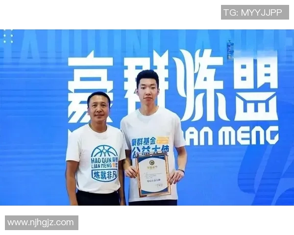 中年篮球明星的传奇之路与人生转折的精彩故事